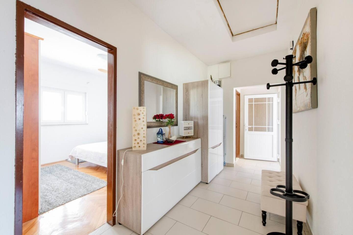 Apartman Jam Διαμέρισμα Σολίν Δωμάτιο φωτογραφία